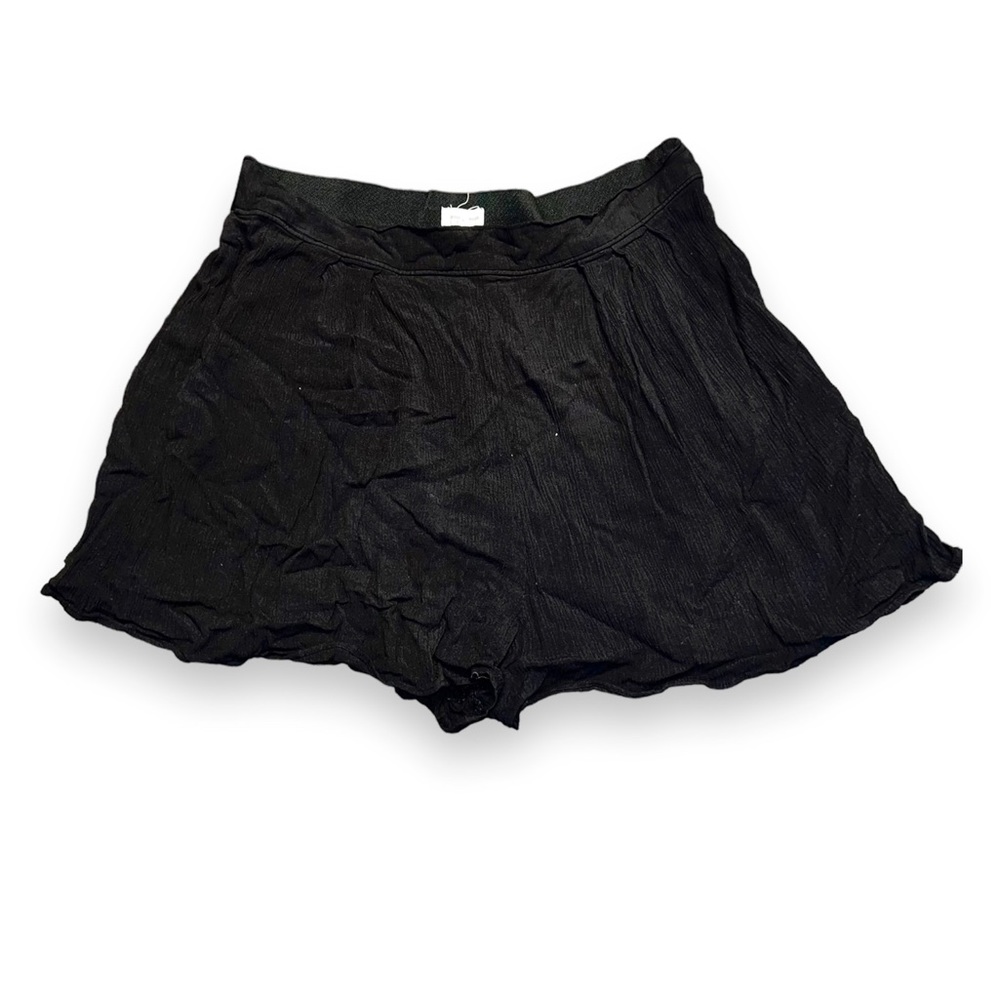 Silence + Noise Large Black Flowy Shorts